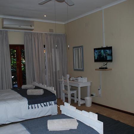 86 On Langenhoven Bed & Breakfast Оудсхорн Экстерьер фото