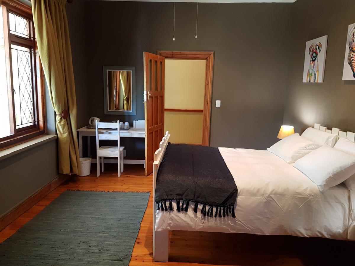 86 On Langenhoven Bed & Breakfast Оудсхорн Экстерьер фото